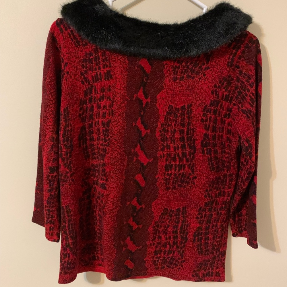 Top with removable collar by Norton McNaughton